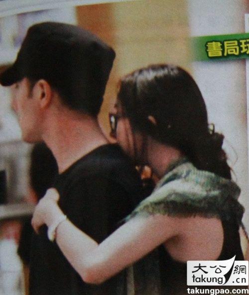 杨幂袭胸,娱乐圈毁三观的黑料