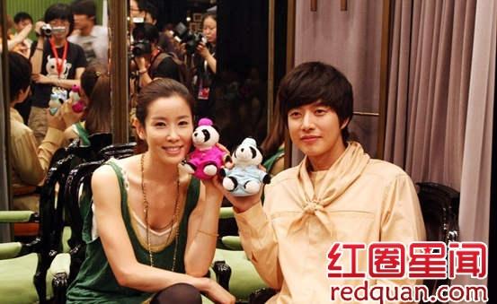 朴海镇李泰兰,朴海镇四次恋情(朴海镇的现实中的老婆李泰兰) 朴海镇李泰兰,朴海镇四次恋情(朴海镇的现实中的老婆李泰兰)