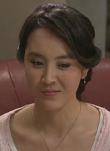 演员岳跃，演员岳跃老公(演员岳跃的个人简历)