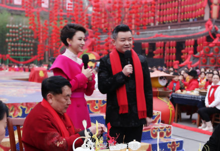 尼格买提的年薪有多少(尼格买提身价多少)