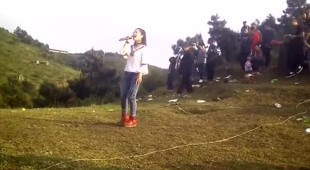 安顺歌手陈思念照片(贵州安顺歌手)