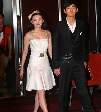 江铠同打郑爽照片(郑爽江铠同打了起来) 江铠同打郑爽照片(郑爽江铠同打了起来)