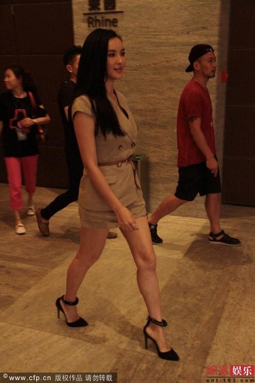 莫小棋老公，莫小棋是黄海波的妻子(黄海波莫小棋)