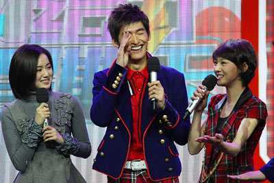 江铠同打郑爽照片(郑爽江铠同打了起来) 江铠同打郑爽照片(郑爽江铠同打了起来)