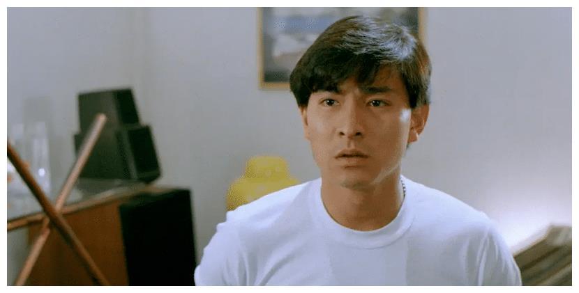 邱礼涛的脚怎么了，邱礼涛脚是怎么(邱礼涛腿怎么了)