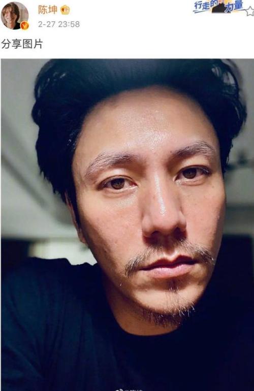 明星的素颜照，女星素颜照(素颜女明星照片)