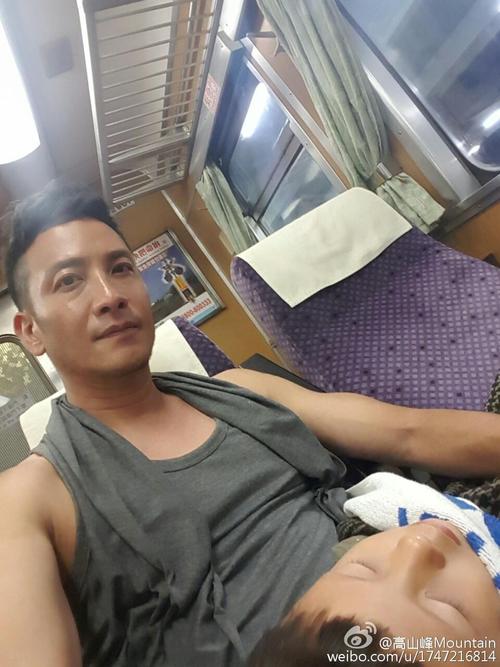 高山峰老婆，演员高峰的简介(高山峰的妻子)