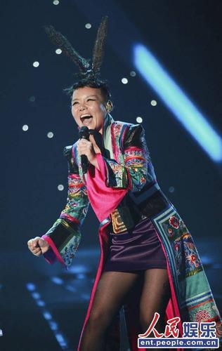 龚琳娜老公,朱倩倩和谁结婚了(龚琳娜老公简历) 龚琳娜老公,朱倩倩和谁结婚了(龚琳娜老公简历)