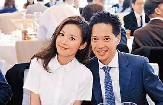 伍智恒,杨爱瑾与伍智恒长很像(伍智恒的年龄)