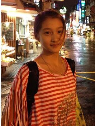 关晓彤比基尼，Angelabab