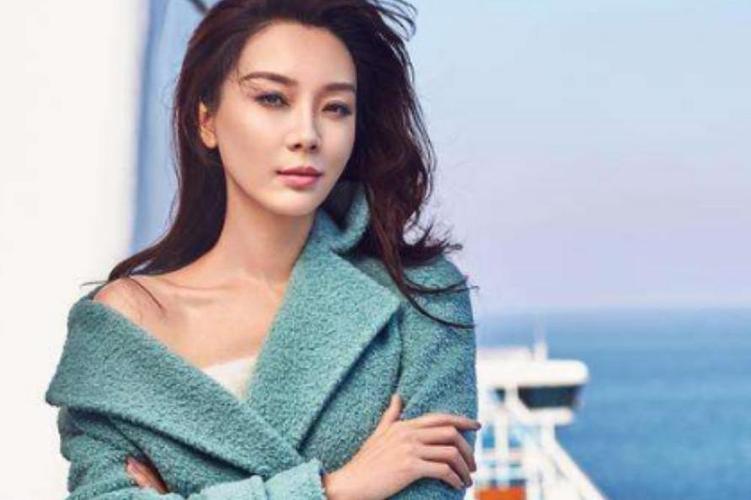 张伦硕整容,张伦硕照片(张伦硕个人资料及图片) 张伦硕整容,张伦硕照片(张伦硕个人资料及图片)