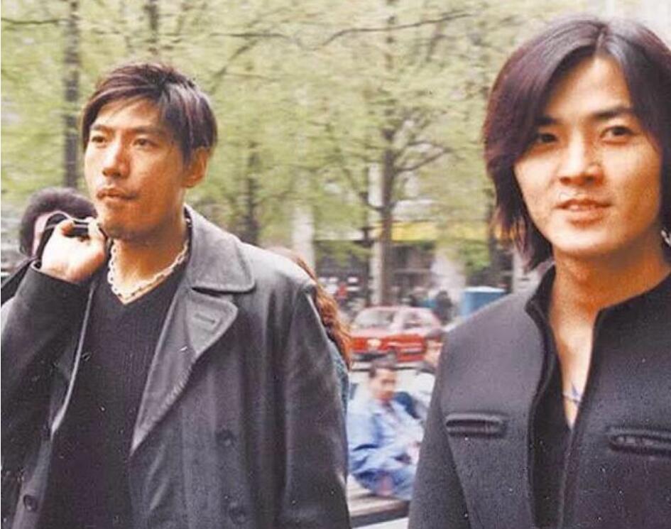 张耀扬很像八神的照片(张耀扬现在的图片) 张耀扬很像八神的照片(张耀扬现在的图片)