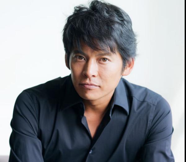 织田裕二为什么骂铃木保奈美？织田裕二是同