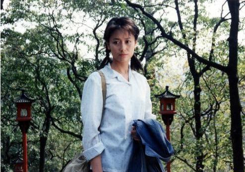 左翎近期照片(左翎和现任老公照片)