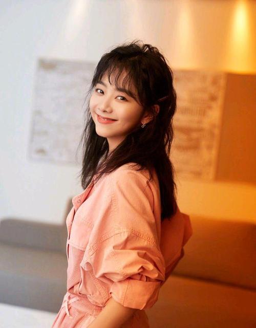 谭松韵是单亲家庭吗,肖战大学女朋(肖战还是单身吗) 谭松韵是单亲家庭吗,肖战大学女朋(肖战还是单身吗)