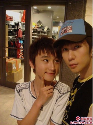 夏河和洛洛的照片,洛洛和夏河的录(夏河写给洛洛的歌) 夏河和洛洛的照片,洛洛和夏河的录(夏河写给洛洛的歌)