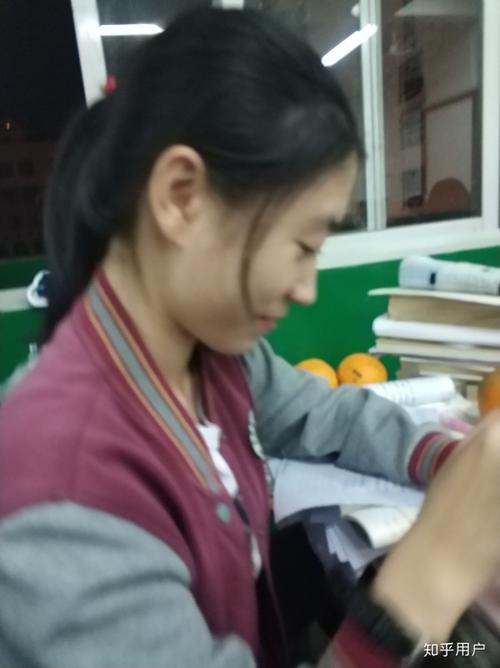 谭耀文图片，刘德华早期警察照片(谭耀文和刘德华演的电影)