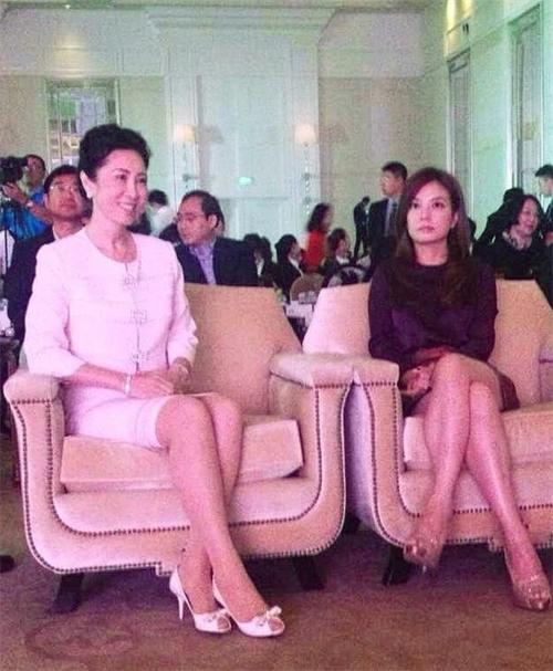 王健林太太林宁,王思聪(林宁是王思聪)