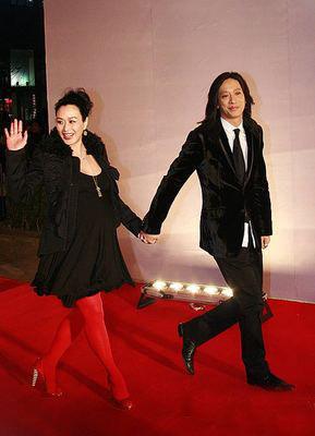 钟丽缇离婚了吗,张伦硕微博承认怀(钟丽缇张伦硕大婚) 钟丽缇离婚了吗,张伦硕微博承认怀(钟丽缇张伦硕大婚)