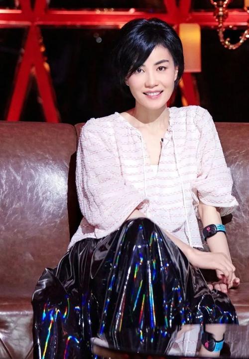 王菲多大，黄菲多少岁了(王菲多大年龄?)