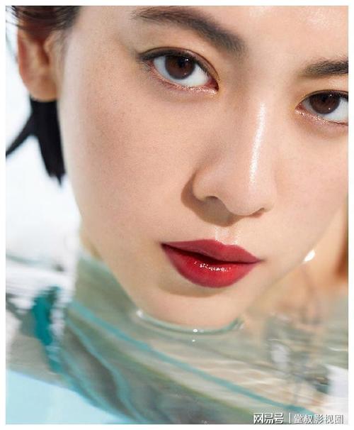 藤井莉娜身高,名侦探柯南女角色身(名侦探柯南女侦探的真实身份) 藤井莉娜身高,名侦探柯南女角色身(名侦探柯南女侦探的真实身份)