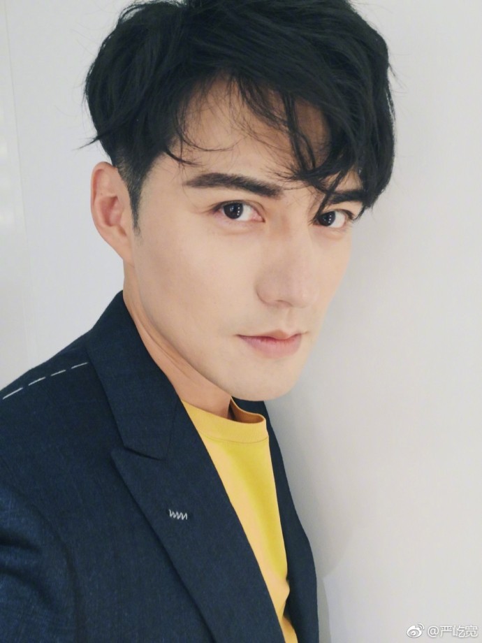 严宽颜值缺陷在哪?严屹宽是混血吗?