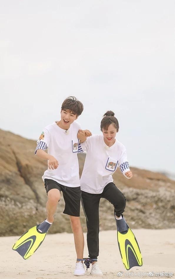 王俊凯对杨紫有点暧昧嘛(王俊凯和杨紫关系)