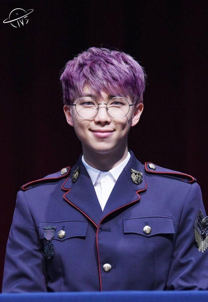 金南俊为什么叫RM、别称？金南俊好丑她爸