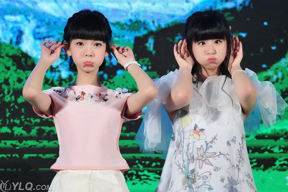 小彩旗和杨丽萍闹翻了真相(小彩旗为什么被杨丽萍放弃了) 小彩旗和杨丽萍闹翻了真相(小彩旗为什么被杨丽萍放弃了)