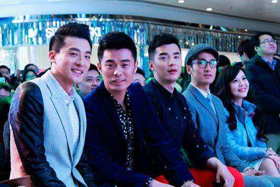 金世佳王传君是什么关系？金世佳为什么可以