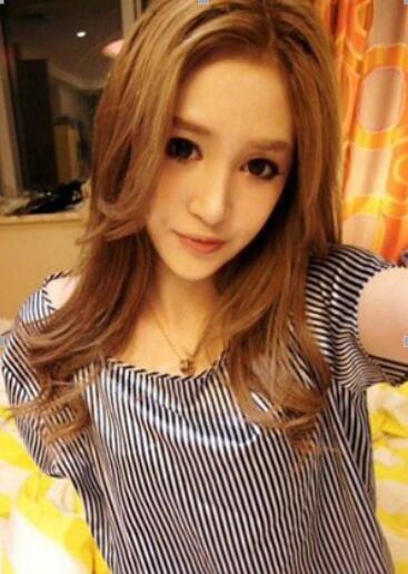 吴雨晴家里干什么的怎么那么有钱？吴雨晴现