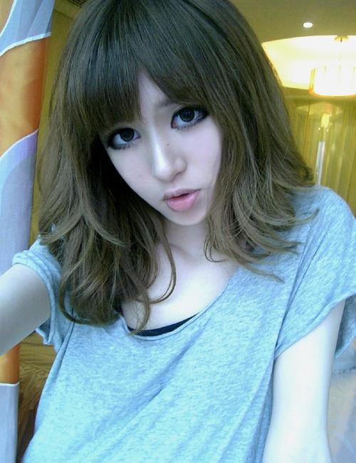 吴雨晴家里干什么的怎么那么有钱？吴雨晴现