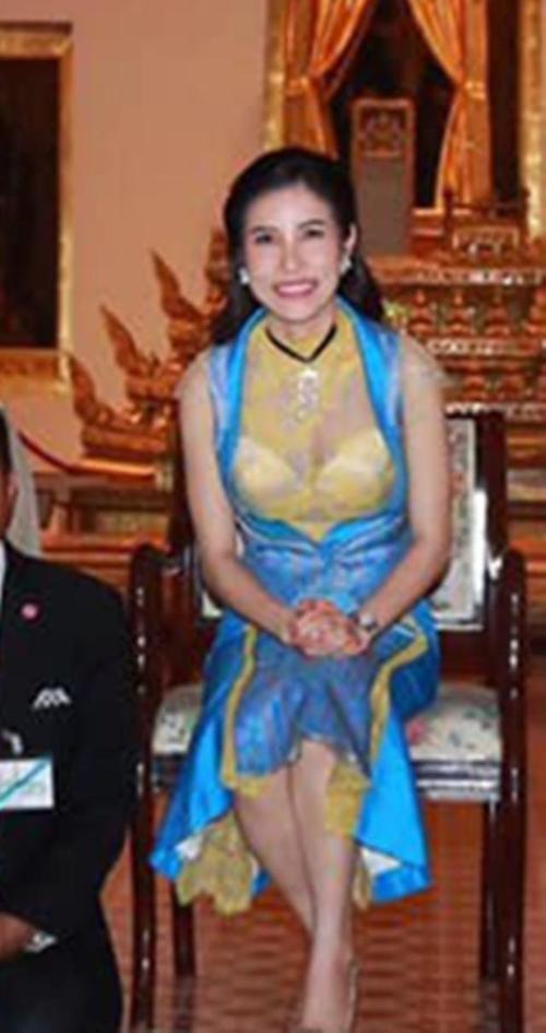 各种门事件完整照片 元