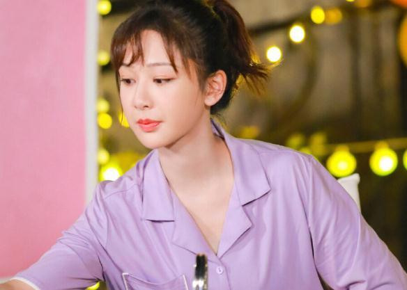 杨紫的胸，杨紫肖战李现(李现肖战杨紫同框)