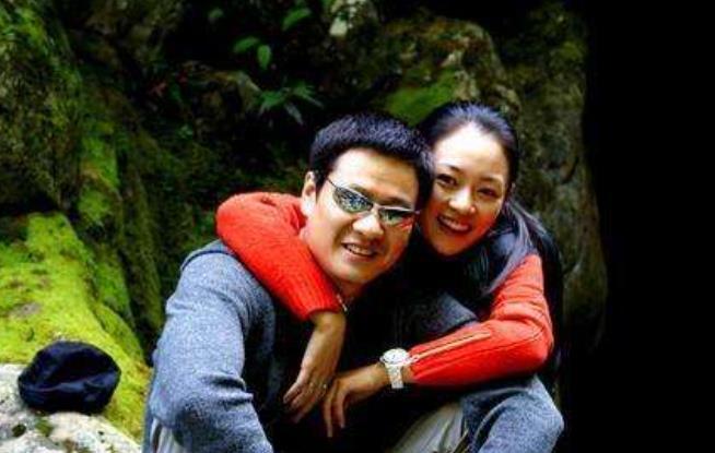 连奕名前妻，连奕名前妻个人资料简(连奕名现任妻子简介)