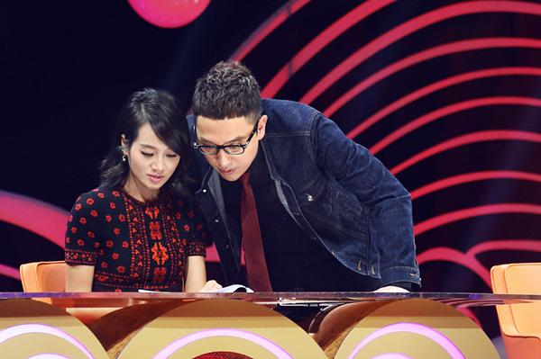 朱丹华少吵架,朱丹经纪人发长文(华少与朱丹台上吵) 朱丹华少吵架,朱丹经纪人发长文(华少与朱丹台上吵)