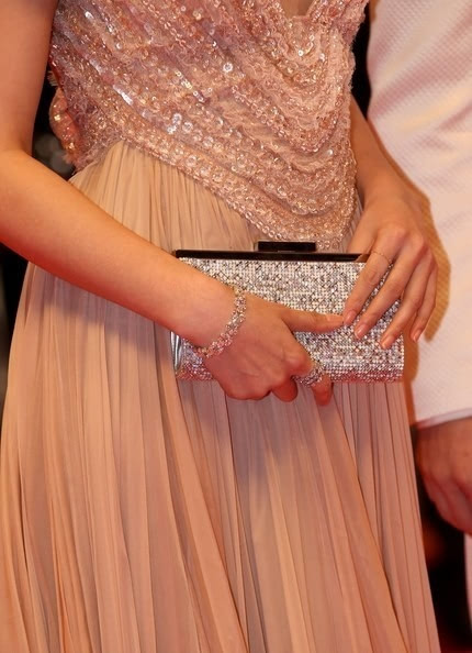 范冰冰走红毯尴尬走光图片(范冰冰最新走红毯被赶) 范冰冰走红毯尴尬走光图片(范冰冰最新走红毯被赶)