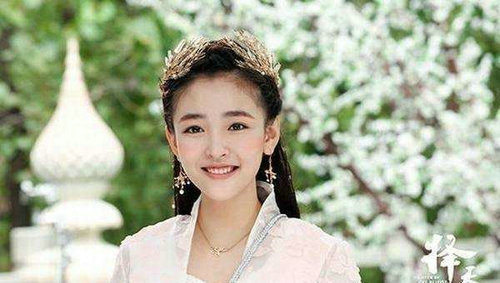 上古情歌亦篱哪时候出现？上古情歌亦篱和知(上古情歌亦篱第一次出现是第几集)