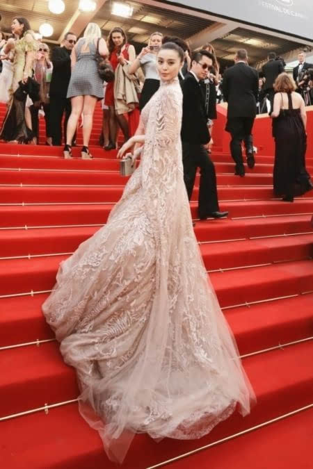 范冰冰走红毯尴尬走光图片(范冰冰最新走红毯被赶) 范冰冰走红毯尴尬走光图片(范冰冰最新走红毯被赶)