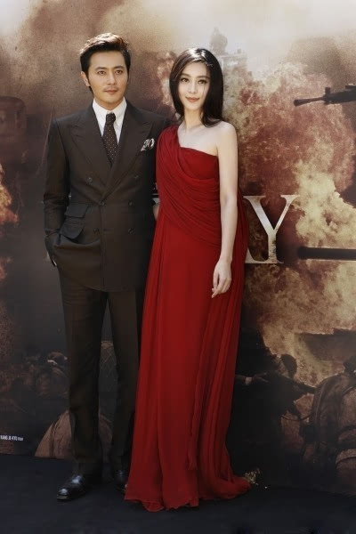 范冰冰走红毯尴尬走光图片(范冰冰最新走红毯被赶) 范冰冰走红毯尴尬走光图片(范冰冰最新走红毯被赶)