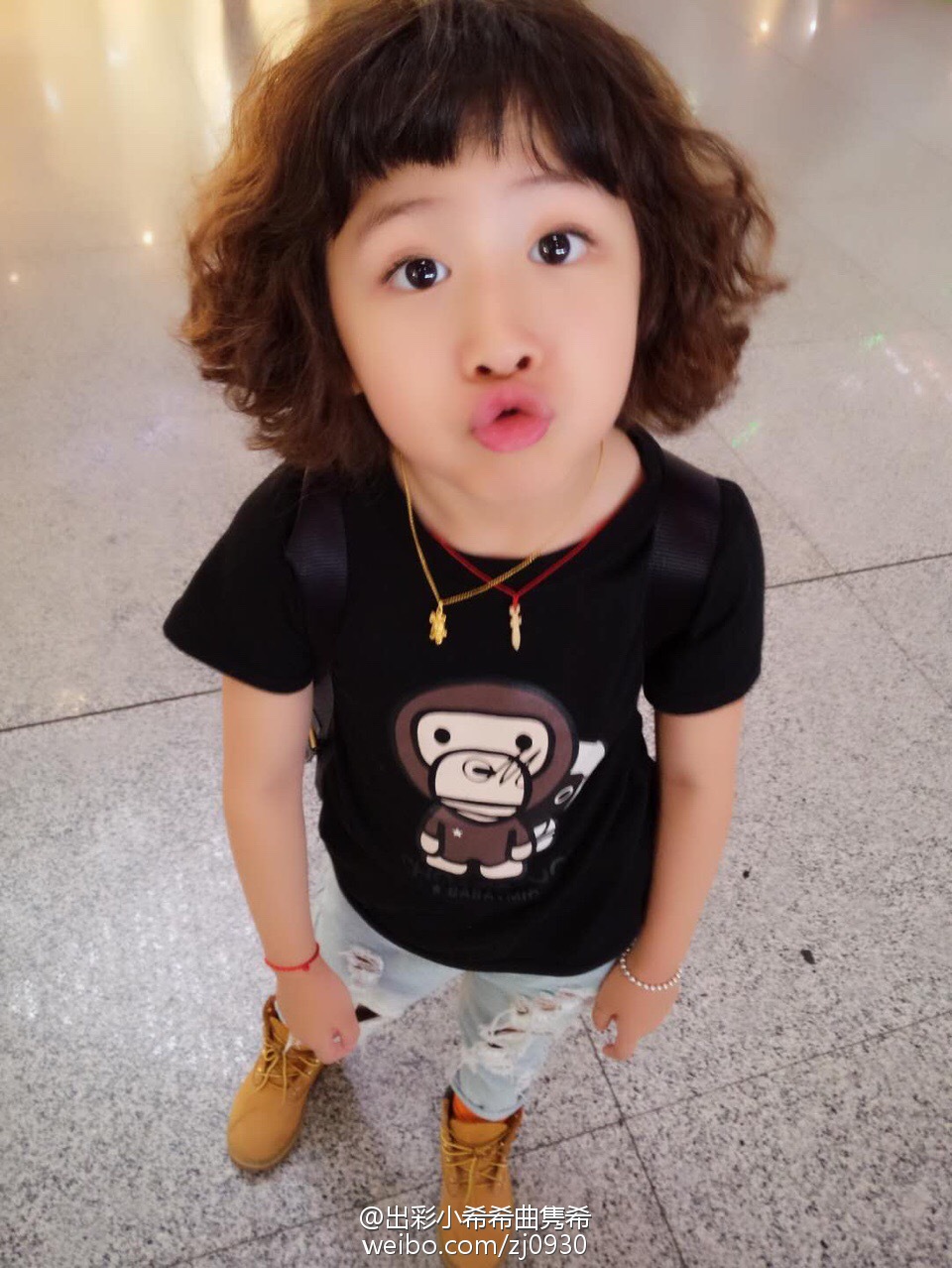 曲隽希发型叫什么发型