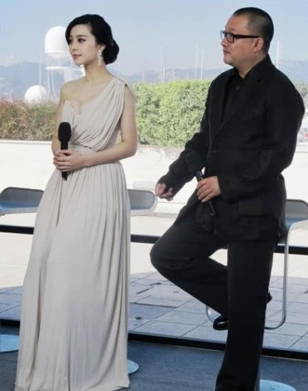 范冰冰走红毯尴尬走光图片(范冰冰最新走红毯被赶) 范冰冰走红毯尴尬走光图片(范冰冰最新走红毯被赶)