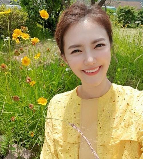 刘荷娜资料，刘荷娜现在在做什么(刘荷娜 百度百科)