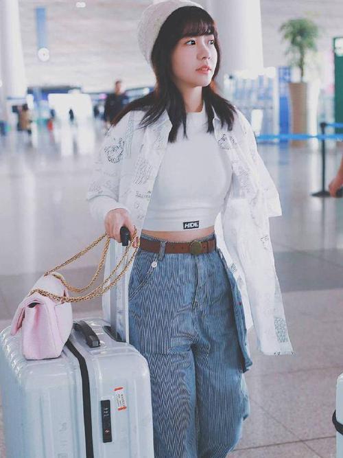 赖美云身高,周迅真实身高153(赖美云身高75cm) 赖美云身高,周迅真实身高153(赖美云身高75cm)