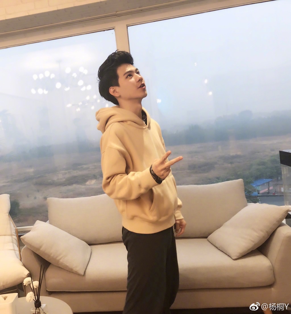 杨桐为什么叫陌路天使