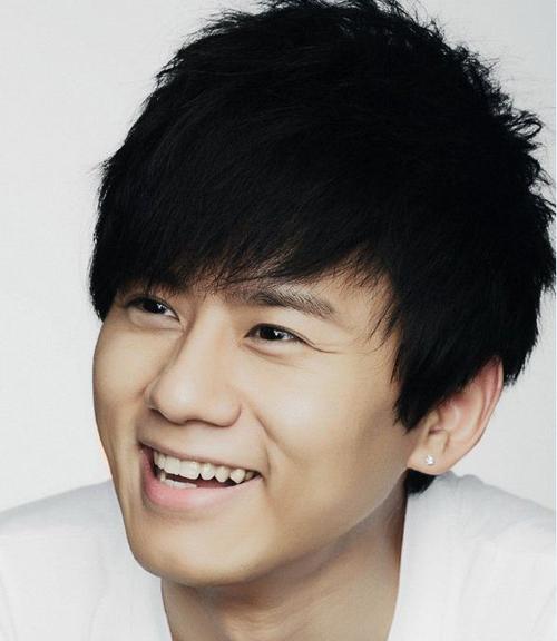 张杰多少岁,谢娜多少岁(张杰谢娜分别多少岁)