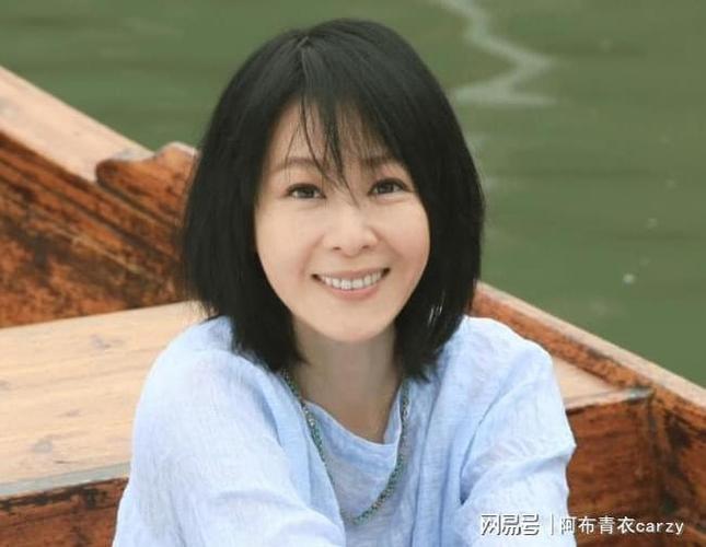 刘若英什么时候结婚，刘若英结婚时(刘若英哪一年结婚的)