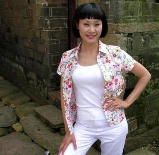 于文华丈夫，于文华的现任丈夫是谁(于文华第一任老公是谁:于文华的老公是谁)