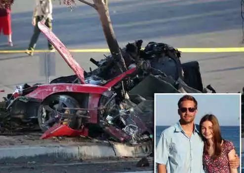 保罗沃克车祸照片,保罗沃克被烧焦(保罗沃克被烧焦图片) 保罗沃克车祸照片,保罗沃克被烧焦(保罗沃克被烧焦图片)