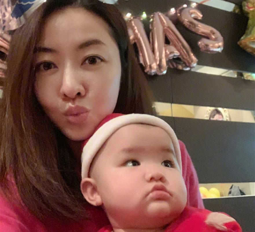 熊黛林整容前照片,女明星整容前后(熊黛林脸型变化) 熊黛林整容前照片,女明星整容前后(熊黛林脸型变化)